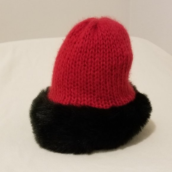 Women's Red Fur lined Beanie - Picture 2 of 6